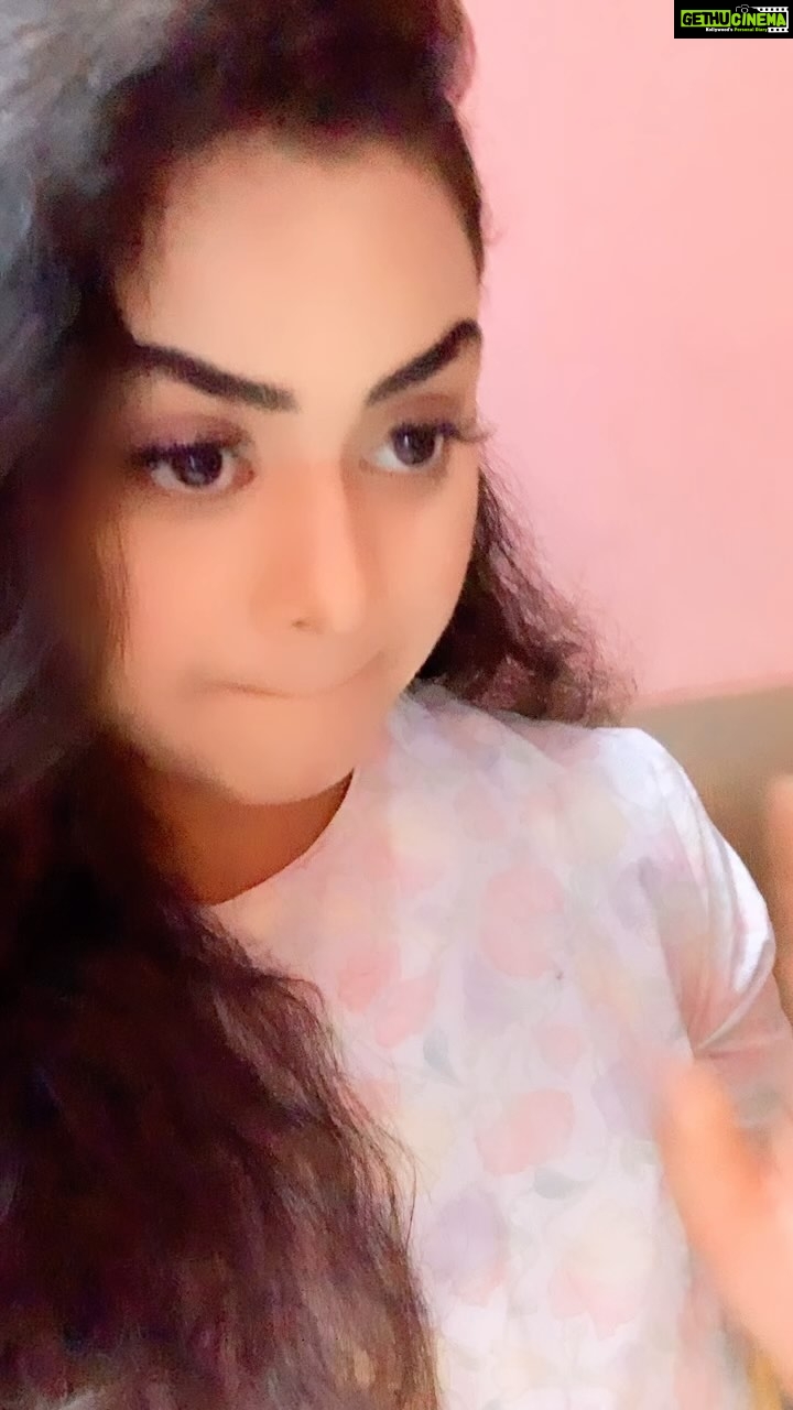 Tanushree Chatterjee - 1.8K Likes - Thappar se dar nahi lagta didi 🤪
#comedy #comedyvideos #comedian #instagood #instadaily #instamood