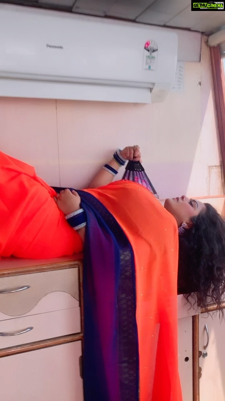 Tanushree Chatterjee - 2.7K Likes - Haye garmi 🤪
#viral #trending #instagood #instagram #instadaily #goodmorning #garmi #hot #comedy