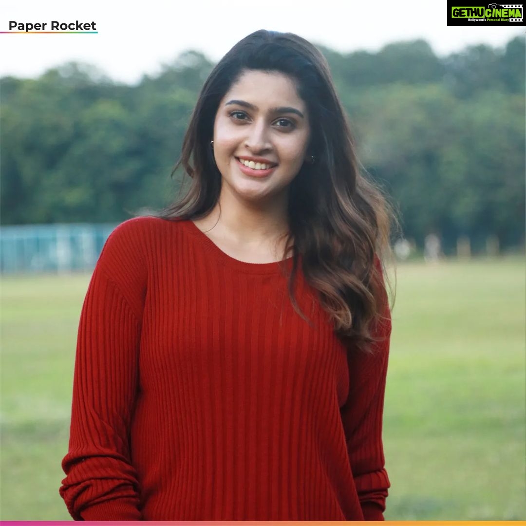 Tanya Ravichandran Instagram - Witness @itstanya_official as Ilakiya sweep you off your feet with her charming performance. #PaperRocket #PaperRocketOnZEE5 #ZEE5 #ZEE5tamil Watch now: Link in bio @kalidas_jayaram @kiruudhay @nirmal.palazhi @actor_karunakaran @gourigkofficial @kaaliactor @chinni.jayanthofficial @poornimabhagyaraj @dharankumar_c @sidsriram @sagarpentela @riseeastentertainment @ZEE5India @simonkking ramyanambessan @kukarthikoffl @vidhuayyanna @Leelavathi_kumar @richardmnathan @editorkishore @saktheevenkatraj.m @kavitha_j1 @cha._n._dru @Senthil_gram @thinkmusicofficial @teamaimpro