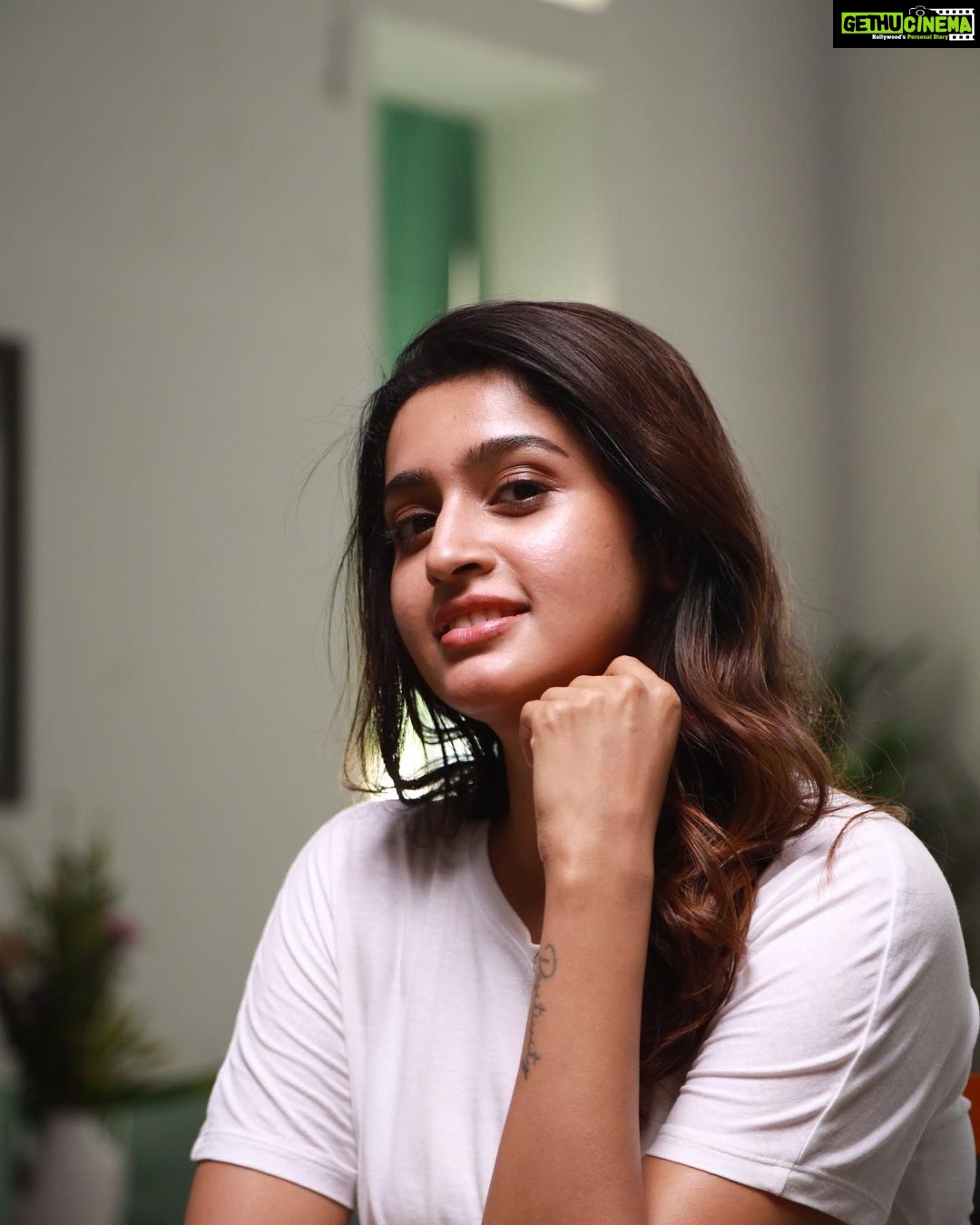 Tanya Ravichandran Instagram - Be your own kind of beautiful 😇