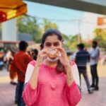 Tanya Ravichandran Instagram - Either I eat all my food or I eat all my food.. there’s no in between 😬❤️🥪☕️