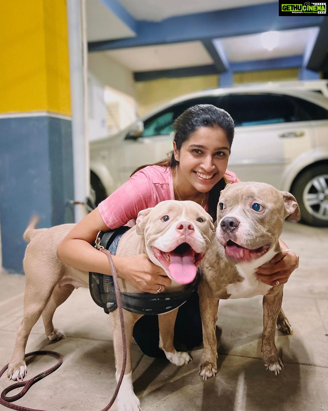 Tanya Ravichandran Instagram - Pawsitive vibes only 🐶🐾❤️