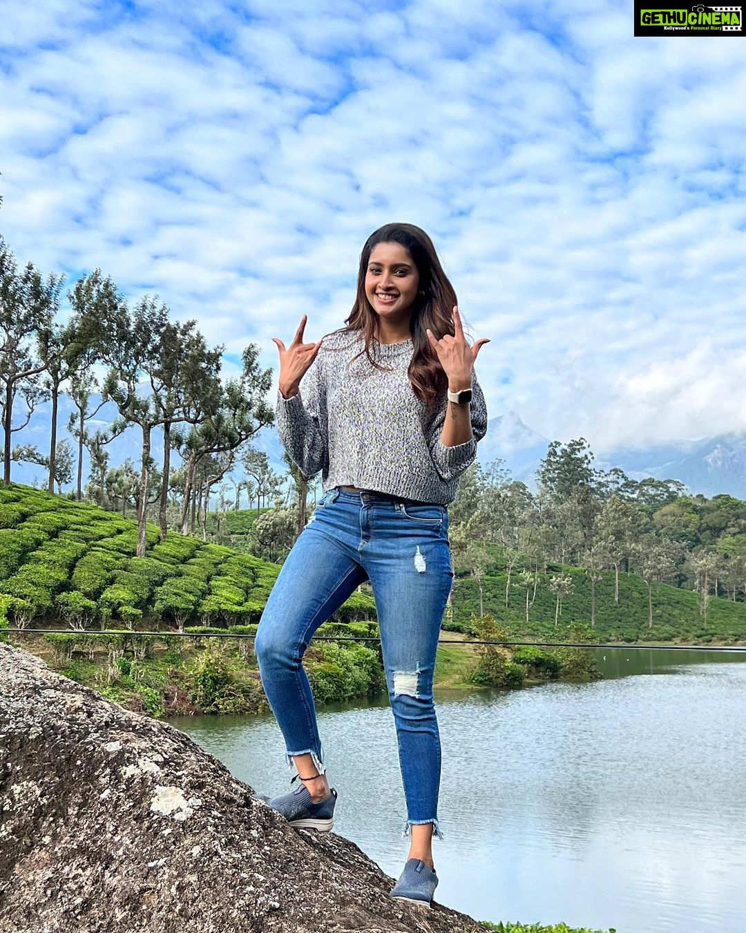Tanya Ravichandran Instagram - Nature - the best art 💚