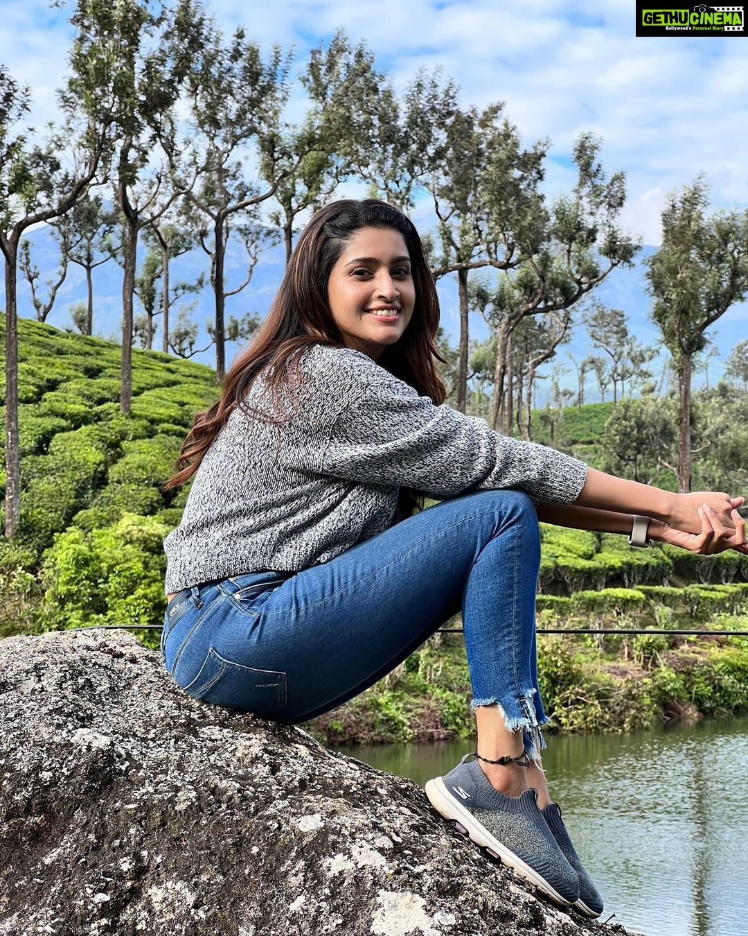 Tanya Ravichandran Instagram - Nature - the best art 💚