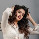 Tanya Ravichandran Instagram - Shot by @kiransaphotography Mua : @salomirdiamond Hair : @puii_c_ammy Styling : @anushaa13 @teamaimpro