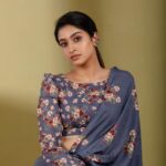 Tanya Ravichandran Instagram - 😊 Shot by @kiransaphotography Mua : @salomirdiamond Hair : @puii_c_ammy Styling : @anushaa13 Outfit : @pasha.india @teamaimpro