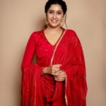 Tanya Ravichandran Instagram - ❤️❤️ 📸 : @kiransaphotography Outfit and styling : @studio149 Jewellery: @mspinkpantherjewel @teamaimpro