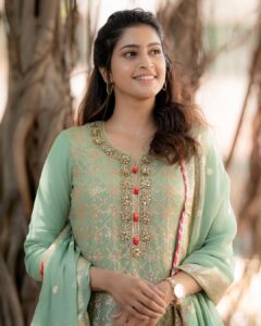 Tanya Ravichandran Instagram - Every day is a new day ❤️❤️

@camerasenthil