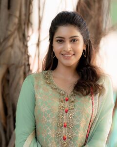 Tanya Ravichandran Instagram - Every day is a new day ❤️❤️ @camerasenthil