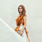 Tanya Ravichandran Instagram - Simplicity is the key note of all true elegance 😇 Stylist: @ratikhavenugopal Garments @flauntbyratikha Blouse @myurabyanithaprabhu Cam @iamvigneshjayakumar Hair @prabhakaran486