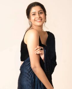 Tanya Ravichandran Instagram - Don’t ever let anyone dull your sparkle ✨💫

Pc : @cyril_eanastein