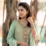 Tanya Ravichandran Instagram - Every day is a new day ❤️❤️ @camerasenthil