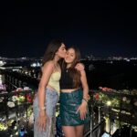 Tanya Sharma Instagram – Who is your morning to evening person ❤️
Comment below! 
Spending my morning to evening in @hotelderevegalata in style ! 

#hotels #istanbul #turkey #travel #sharmasisters Istanbul, Turkey