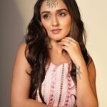 Tanya Sharma Instagram - Waiting for Chand like ✨🌚 #happykarwachauth to all the ladies out there 😘