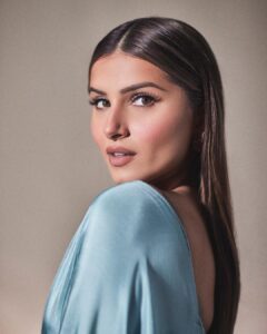 Tara Sutaria Instagram - 💙💙💙 November - Birthday month and film release month!!! Feeling uniquely, wildly and unusually excited for it all..✨#APURVA