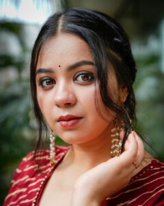 Tarjanee Bhadla Instagram - Life is what happens to you when you are busy making plans…
.
.
.
Experiencing this heavily right now! 
.
.
.
Outfit by @designer_ketan 
Photos by @karangurjarfilms @thedepthsoffield_ 
.
.
#3ekka#tronekka#gujaratifilm#gujaratifilmactress#tarjaneebhadla#tarjanee#ethnicphotoshoot#indianwear#angrakha#angrakhastyle#indianoutfit