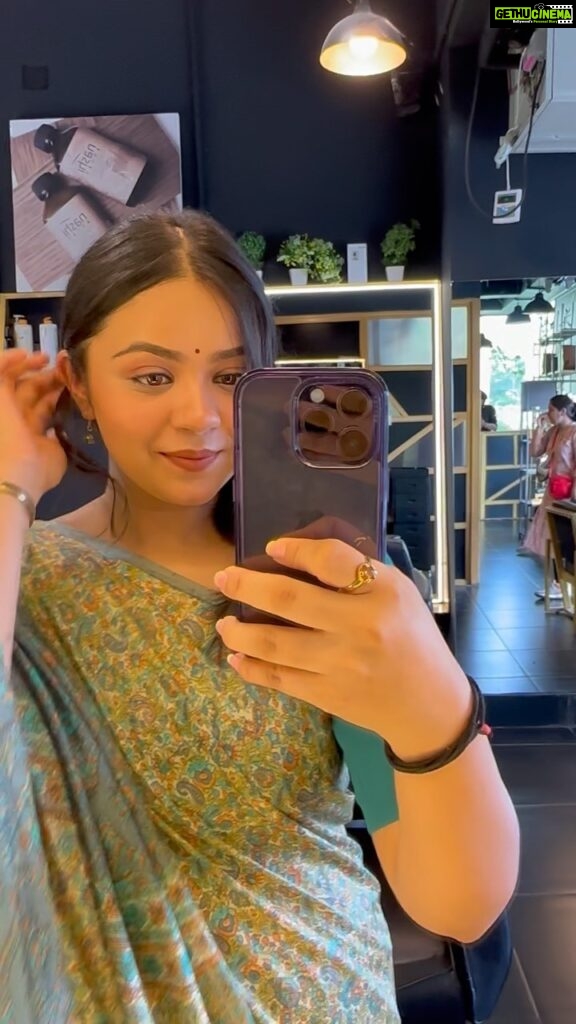 Tarjanee Bhadla Instagram - This 15 seconds in her voice🥹 Couldn’t find any video to match the beauty of this audio, but still…. Always a #meripyaribindu fan, mainly because of this, and off course #manakehumyaarnahin
