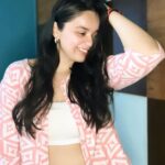 Tarjanee Bhadla Instagram – It was the dusky and gloomy evening of 27th sept, the world tourism day! Everyone was posting about their travel vlogs and I was sitting on my couch looking at them. To fight the battle of FOMO I held my self up and arranged the lights and camera. Wore my desired Airport look and pretended to pose in front of paparazzi while boarding my imaginary flight to Venice! Set up a travel Bag in background as a prop and posed away! 
That was my story of battling the 2 mins of sadness! 
Tell me yours! 
#nakhra#fomo#drama 

Ps: eventually the bag was cropped out