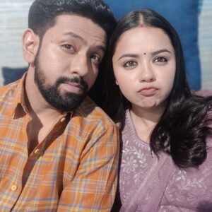 Tarjanee Bhadla Instagram - Happiest Birthday @mitragadhvi 🫶🏻
Thank you for being the best BHURIYO! 
I’ll always miss the shoot and the promotions days 🥹
Thank you for being best buddy and thank you for jhelling me on set as how it is seen in the last picture! 

May you have many more successes and may you achieve all your dreams especially the ones that came in tarot Patti! 

Happy birthday buddy! 
Have a blast 💥