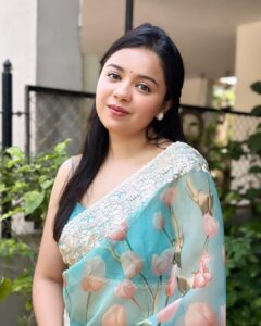 Tarjanee Bhadla Instagram - નૂતન વર્ષાભિનંદન 🤍