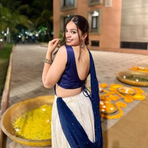 Tarjanee Bhadla Instagram - છઠ્ઠું નોરતું .. 
  in 'Tvara', Navratri 2023 collection by @jap311 @janvi311 
 Special credits to @officialsspictures 

#navratri #navratrispecial #navratri2023 #navratricollection #chaniya #chaniyacholi #chaniyacollection #ootd #outfits #instagram #indianwear #indianfashion #indiandesigners #designer #fashion #fashiongram #gujaratiactress