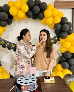 Tarjanee Bhadla Instagram - Birthday Night! 🥺
Thank you everyone for making last night so special🤓❤️