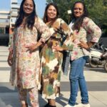 Tarjanee Bhadla Instagram – Pre- Post Birthday Lunch for me and mama (respectively 😅) 
Thank you everyone for making it so special and beautiful! 
The gifts were so beautiful and thank you so much @payalshah6975 for the watch, I am going to be wearing it everywhere 🥹