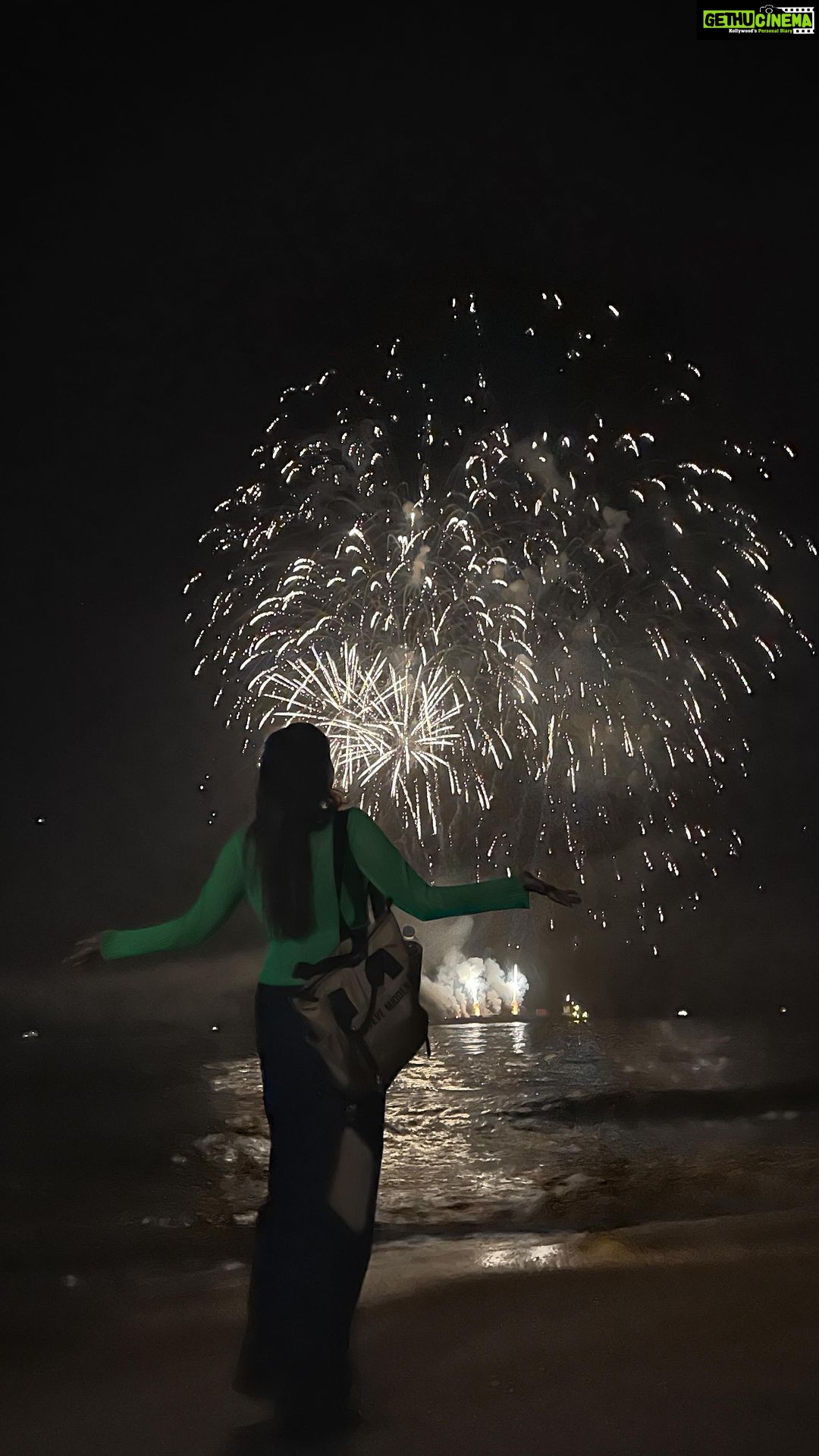Tasnia Farin Instagram - The little girl in me was very happy Jones Beach, Long Island, New York
