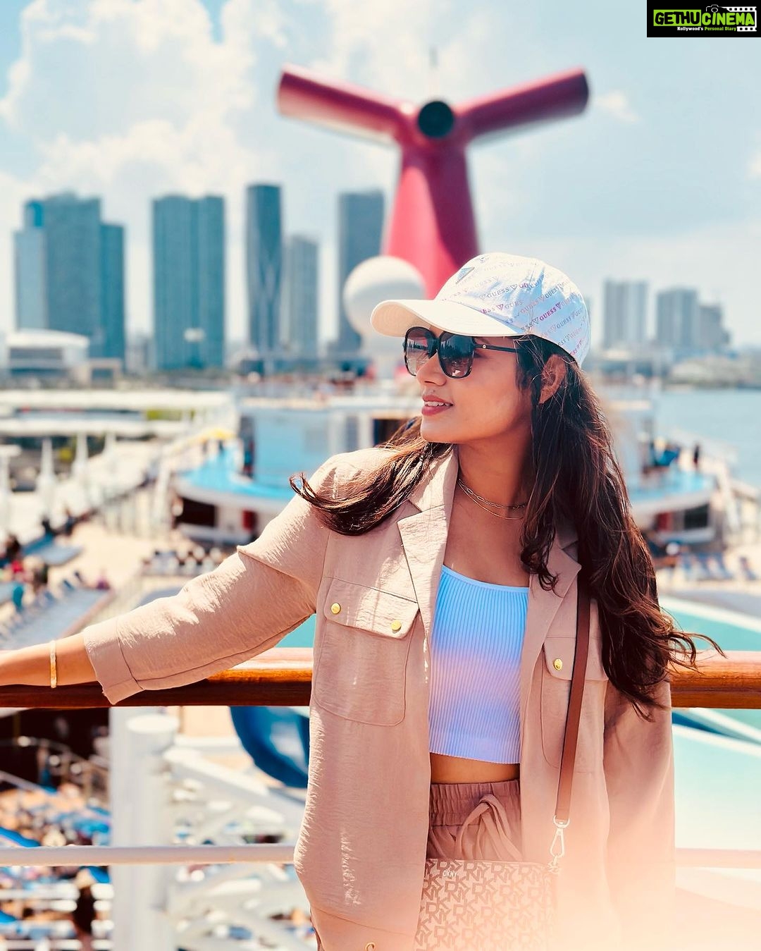 Tasnia Farin Instagram - En Route to the Bahamas @carnival