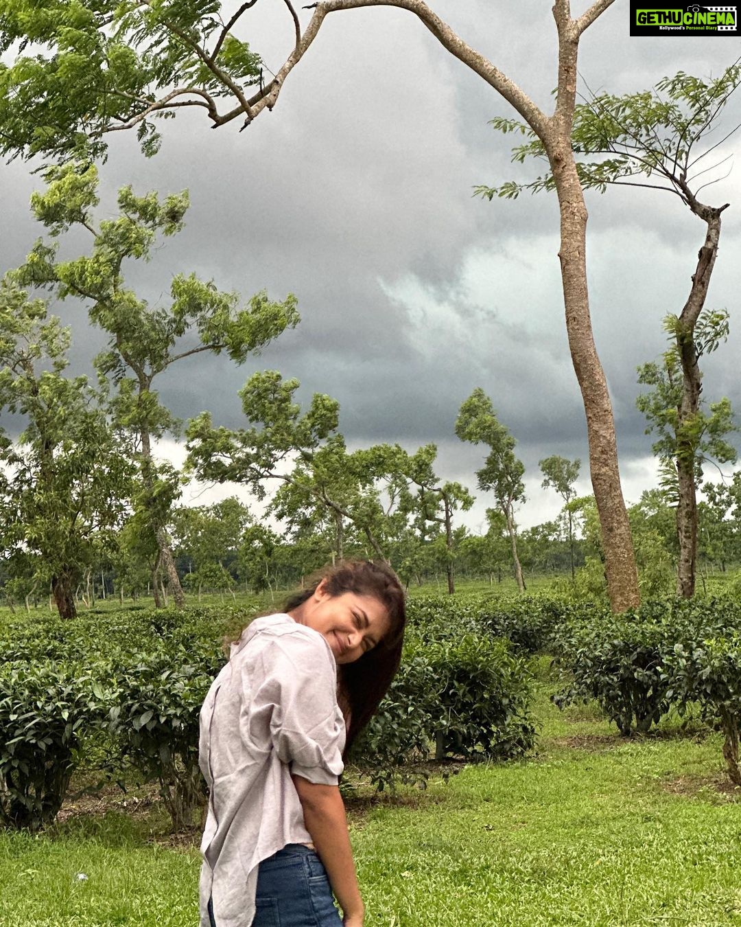 Tasnia Farin Instagram - Windmills of the God