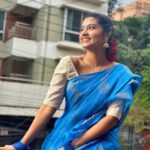 Tasnia Farin Instagram - শহরে প্রেমের ঘ্রাণ