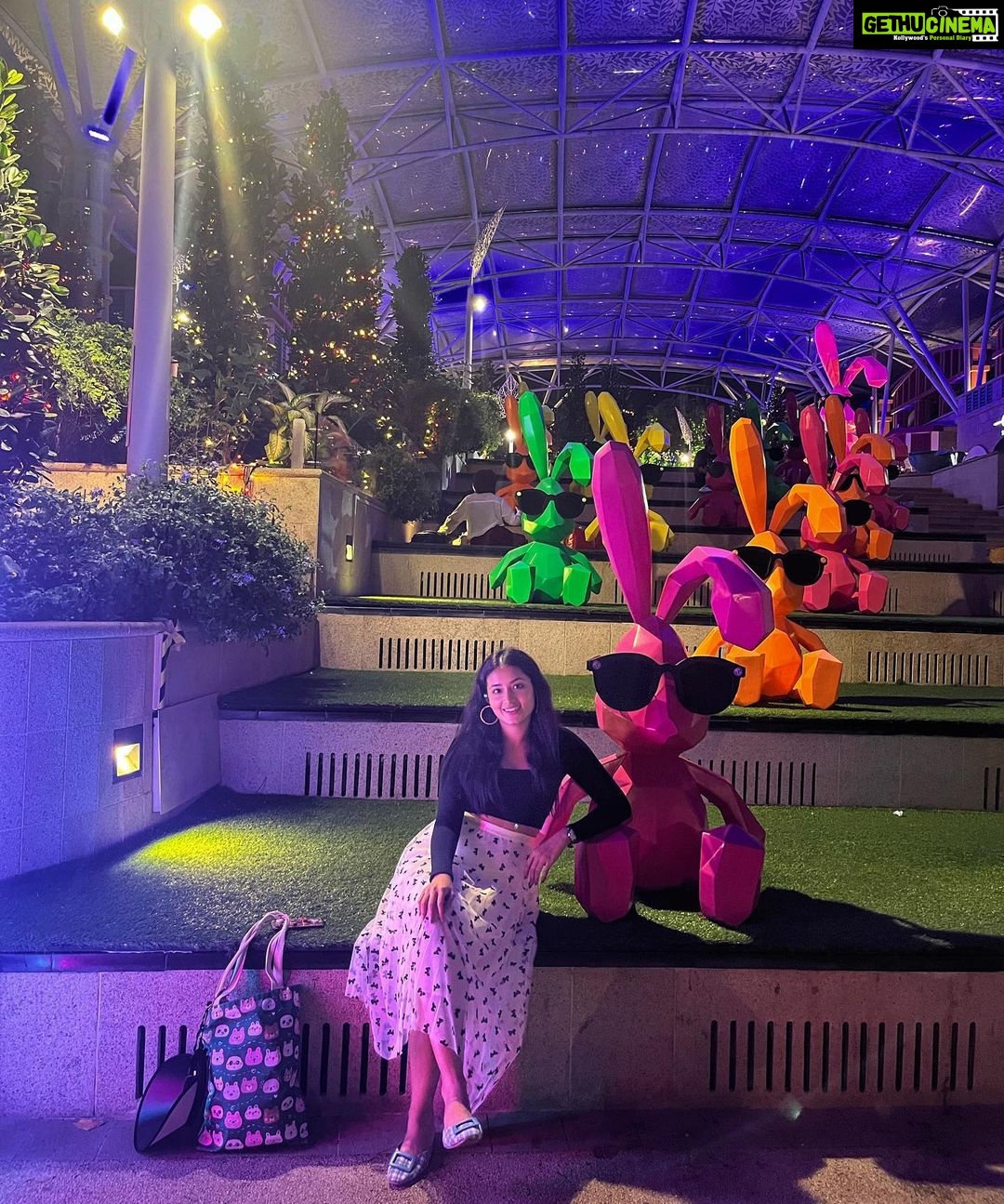 Tasnia Farin Instagram - If I’m uploading my photos 99% chances are I’m lying down in my own bed. I don’t take many pictures outside trips. So most of the time they are travel photos. Universal Studios Singapore