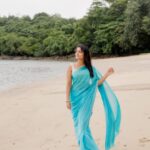 Tasnia Farin Instagram - মেঘ বিজড়িত রাঙা গোধূলি নামিয়া এল বুঝি পথ ভুলি তাহার অঙ্গ তরঙ্গ বিভঙ্গে কুলে কুলে নদীজল উথলায় 📸 @deen_thailandphotographer