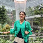 Tasnia Farin Instagram - Best airport ever Jewel Changi Airport