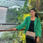 Tasnia Farin Instagram - Best airport ever Jewel Changi Airport