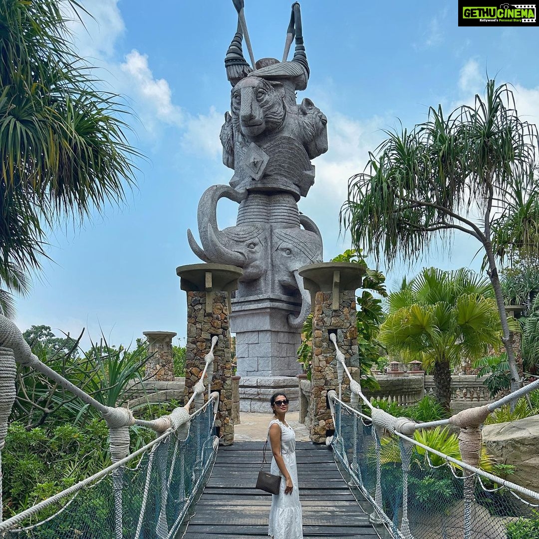 Tasnia Farin Instagram - 🏝️ Centara Grand Mirage Beach Resort Pattaya