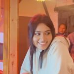 Tasnia Farin Instagram - আরো এক পৃথিবী’র ক্যামেরা লন্ডনের নানান রাস্তায়, কফির দোকানে, নির্জন ব্রীজের নিচে। Behind the scene 2 Camera & editing @mitaapal Directed by @atanugsh1208 Ashok Dhanuka & Himanshu Dhanuka Present An @eskaymovies Production Film releasing on 3rd February @aninditaa_bose @shaheb_bhattacherjee_official