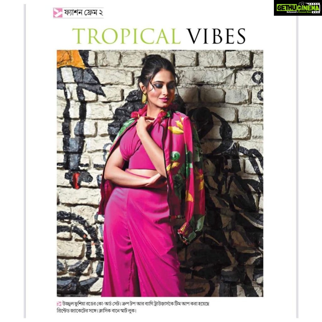 Tasnia Farin Instagram - Shoot for @sanandamagazine Wardrobe: @riminayakindia Photographer: @somnath_roy_photography Styling: @basicsbymadhab Makeup: @sahababusona Location: @hotelrituivy