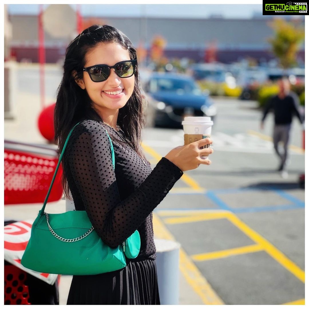 Tasnia Farin Instagram - Sunshine and coffee 🌞 📸 @mmkamalraz Whitestone