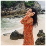 Tasnia Farin Instagram - এ হাওয়া আমায় নেবে কত দূরে? เกาะไข่ Koh Kai ,Phuket Thailand