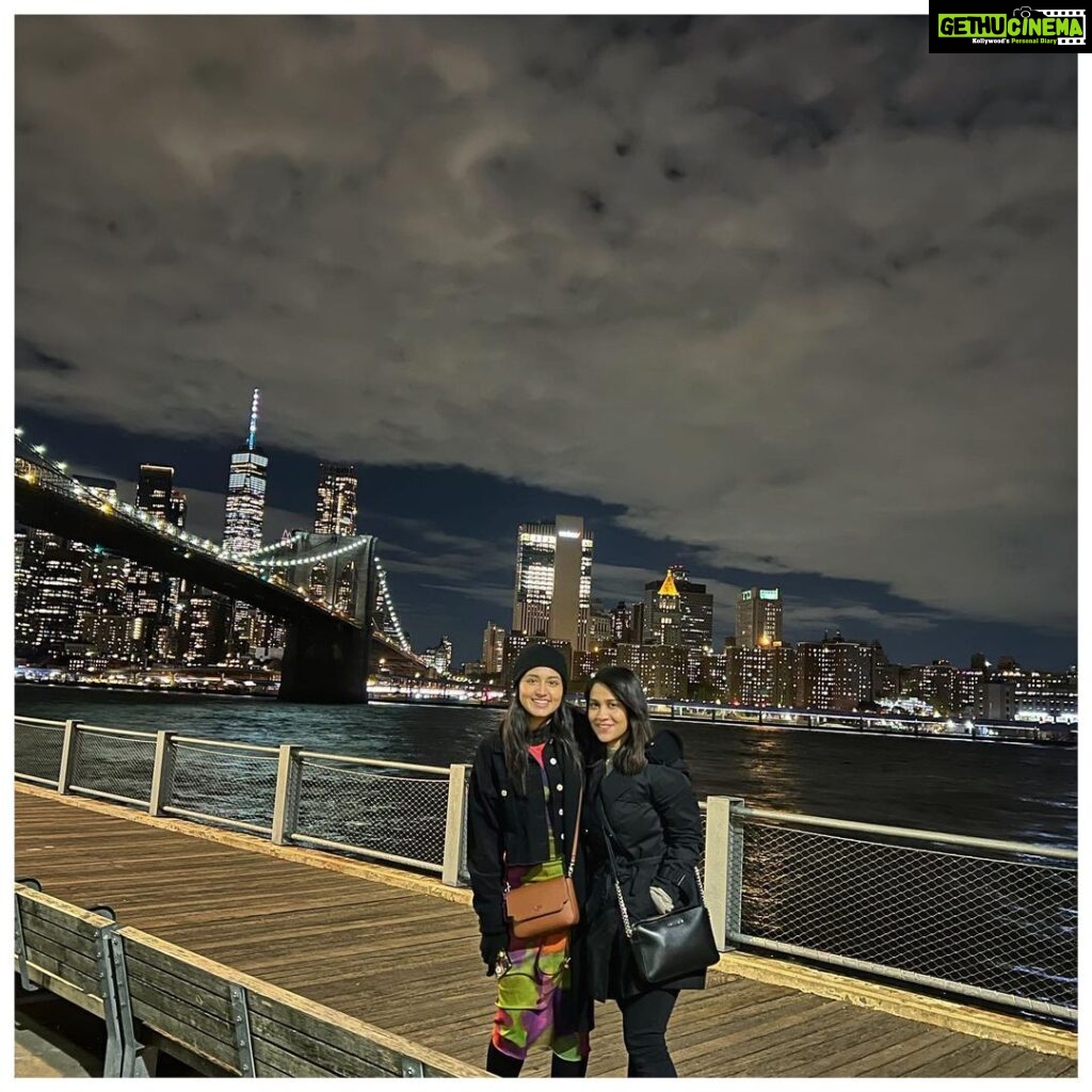 Tasnia Farin Instagram - Night life and sky line DUMBO, Brooklyn