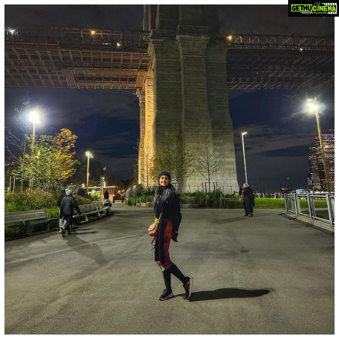 Tasnia Farin Instagram - Night life and sky line DUMBO, Brooklyn