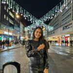 Tasnia Farin Instagram - Festive season begins Oxford Street - Central London