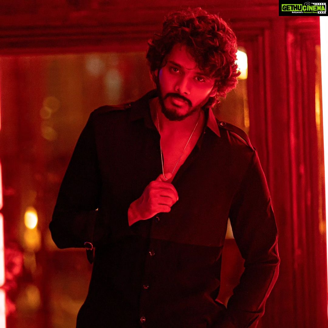 Teja Sajja - 47.1K Likes - One single look burning straight through my soul👁
Styled by @shravyavarma
Outfit @hodhaindia
Clicked by @seshu__vardhan
Style team @sandeep_sharmak05