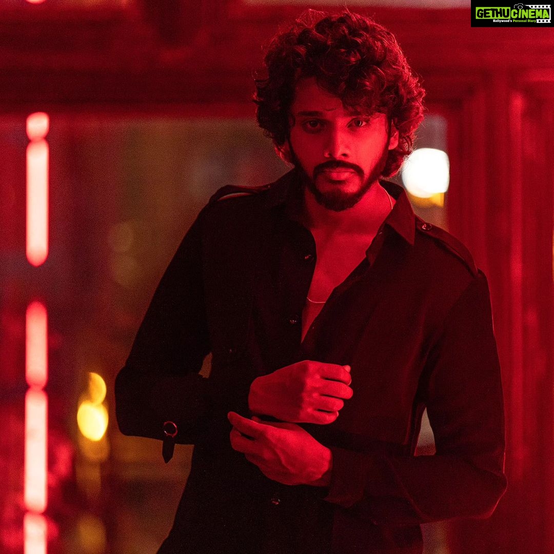 Teja Sajja - 47.1K Likes - One single look burning straight through my soul👁
Styled by @shravyavarma
Outfit @hodhaindia
Clicked by @seshu__vardhan
Style team @sandeep_sharmak05