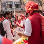 Tejaswini Pandit Instagram – बाप्पाचे विसर्जन
@tejaswini_pandit 
@kalaawantdholpathak