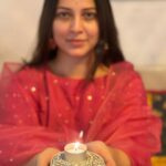 Tejaswini Pandit Instagram - Diwali Vibe ✨🫶🏼 #famjam #homeiswheretheheartis #festivaloflights #diwali2023