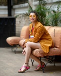 Tejaswini Pandit Instagram - #throwwwback @tejaswini_pandit
