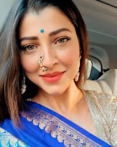 Tejaswini Pandit Instagram - दिवाळीचा नखरा 🪔 
जमलाय ना ? 
सर्वांना मंगलमय आणि मनापासून शुभेच्छा 🌟