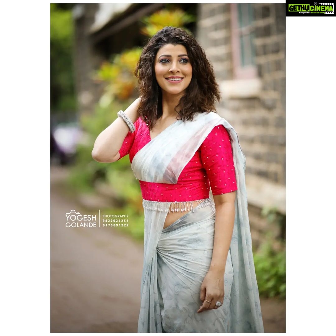 Tejaswini Pandit Instagram - All about The Eventful Night 💗 #dahihandi #tejaswinipandit . . Behind the lens : @golandeyogesh Styled by : @stylist.chaitalikulkarni Costume by : @invogue.by.ruchi Makeup : @ganeshjadhav_gj Hair : @hairbysurekha Assistance : @misaw_holic Pune, Maharashtra